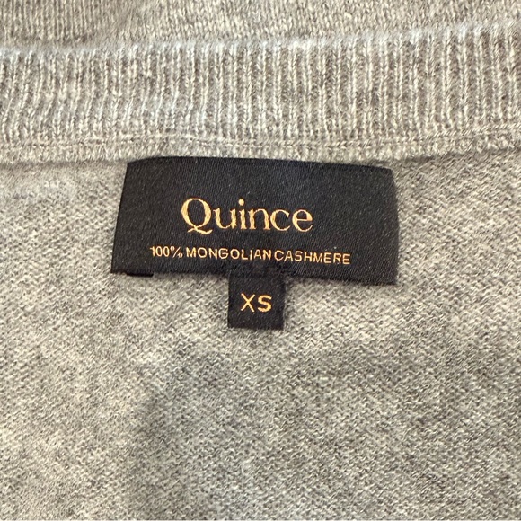 Quince V neck 100% cashmere sweater size XS - Picture 7 of 7